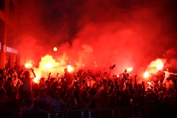 Rijeka: Slavlje navijača Rijeke na Korzu