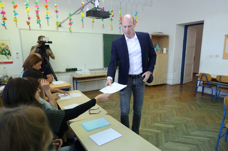 Zadar: Glasao Daniel Radeta kandidat SDP-a za gradonačelnika Zadar 