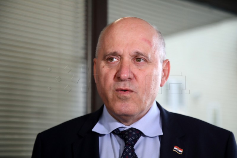 Dolazak na zajedničku sjednicu Predsjedništva i Nacionalnog odbora HDZ-a