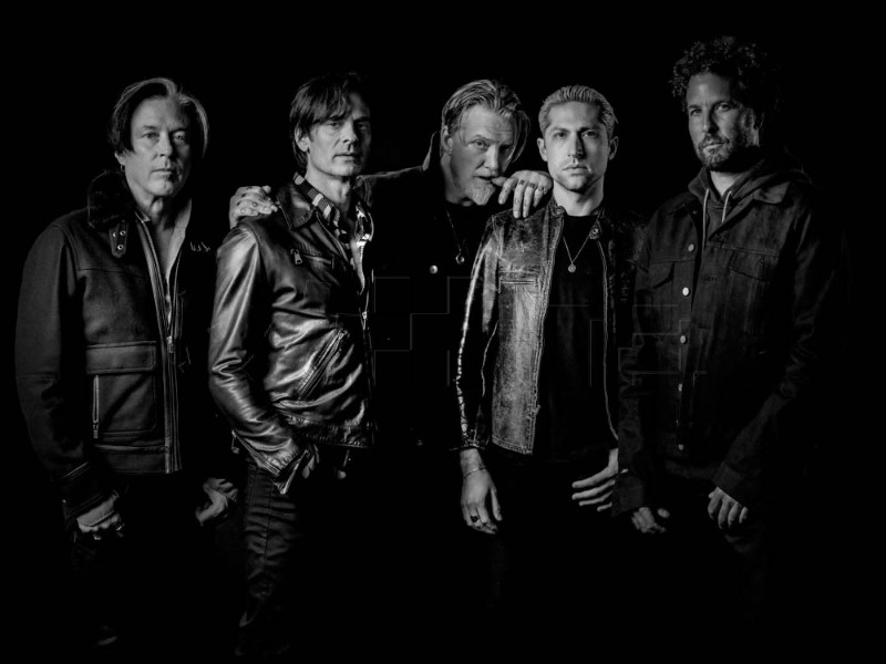Queens Of The Stone Age uoči dolaska u Zagreb objavili “Alive in the Catcombs”