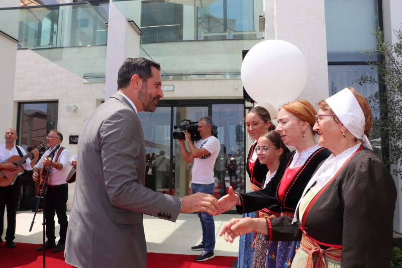 U Preku na Ugljanu otvoren prvi otočni Hilton u Hrvatskoj