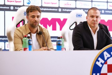 Službeno predstavljen novi trener Hajduka Gonzalo Garcia