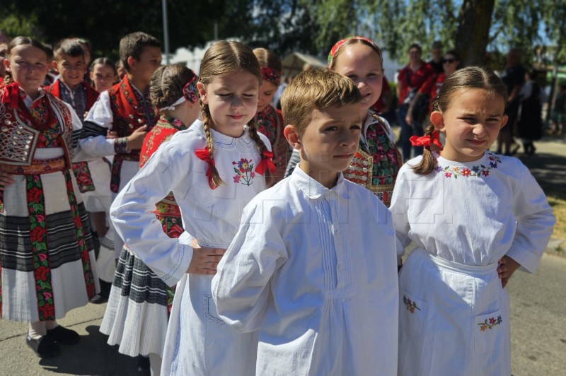 Đakovo: Na Malim vezovima 34 dječje folklorne skupine