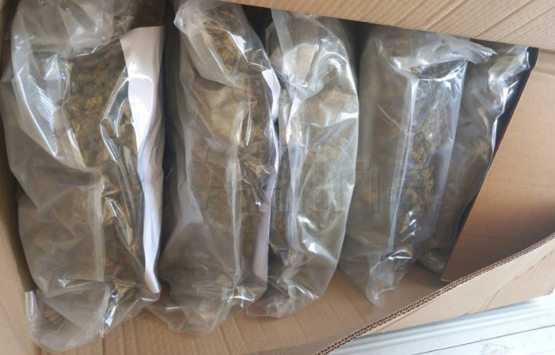 Na prijelazu iz Hrvatske u Srbiju zaplijenjeno 105 kilograma marihuane i kokain