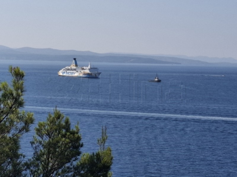 Split: Moby Drea nadomak škverskoj luci