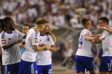 Uzvratna utakmica 2. pretkola nogometne Konferencijske lige Hajduk - Zira