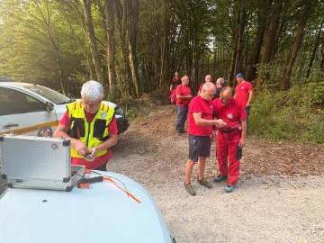  HGSS tijekom vikenda spasio 17 ljudi, tri potrage završile tragično