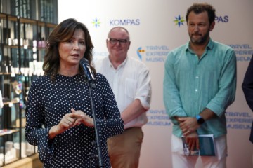 Otvorenje Muzeja putovanja u Prolazu Neboder 