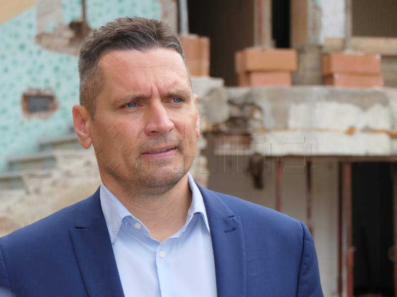 Grad Sisak nije obaviješten o zaustavljanju investicije u mega peradarnik i klaonicu