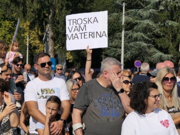 Grad Sisak nije obaviješten o zaustavljanju investicije u mega peradarnik i klaonicu