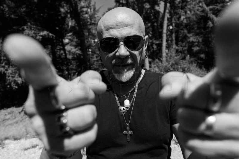 Pero Galić priprema za 14. studenog samostalni koncert u Tvornici kulture