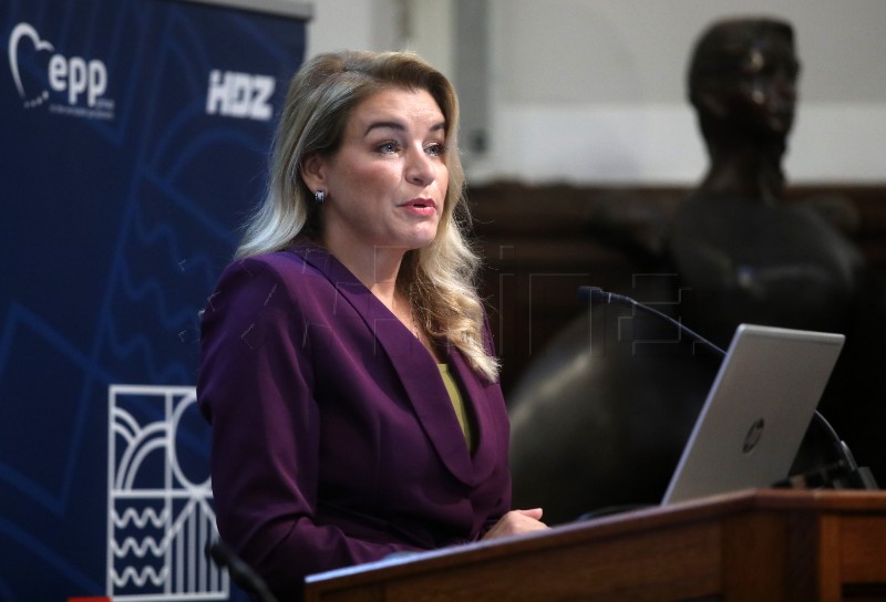 Konferencija M² za budućnost – priuštivo i održivo stanovanje održana u HGK