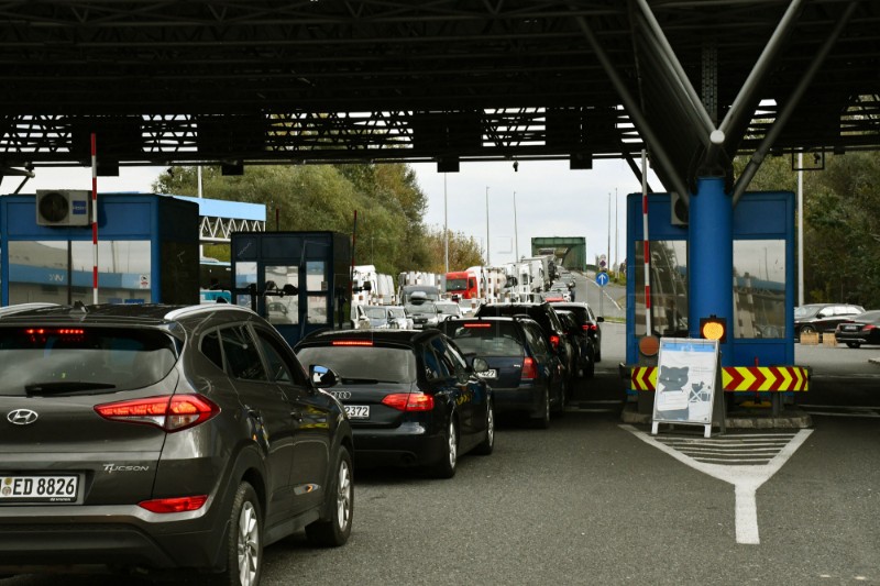 Primjena Entry/Exit sustava biometrije putnika na graničnom prijelazu Stara Gradiška