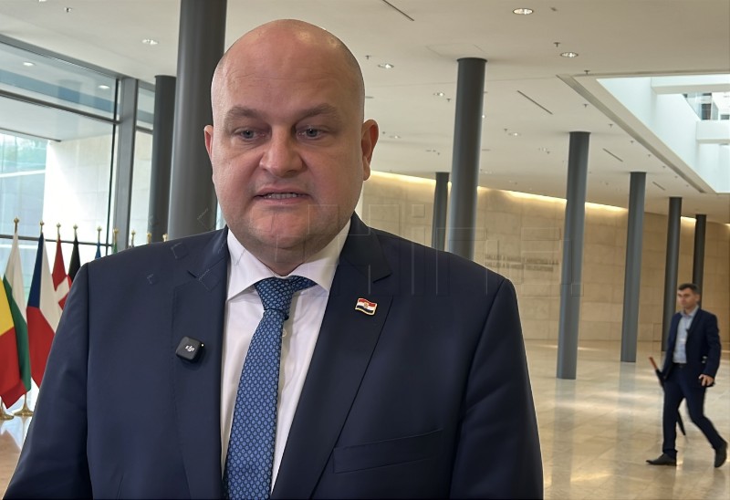 Šušnjar poziva ministre iz EU-u da dođu provjeriti kapacitete Janafa 