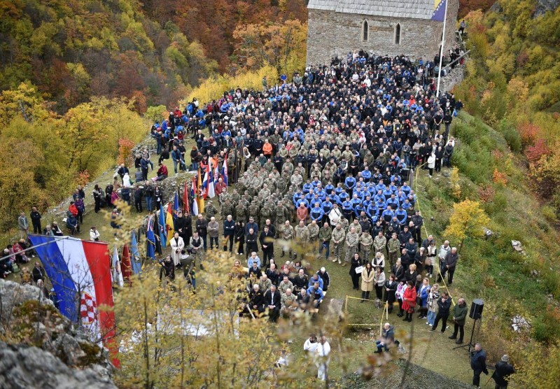 BiH: poruke mira i zajedništva Hrvata katolika na ostacima grada bosanskih kraljeva