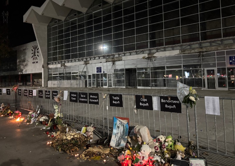 Danas veliki komemorativni skup žrtvama tragedije na novosadskom kolodvoru 