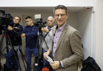 Petrov i Grmoja nakon unutarstranačkih izbora u Mostu