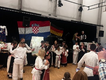 Hrvati u Bremenu proslavili 27. rođendan udruge uz sjećanje na Vukovar