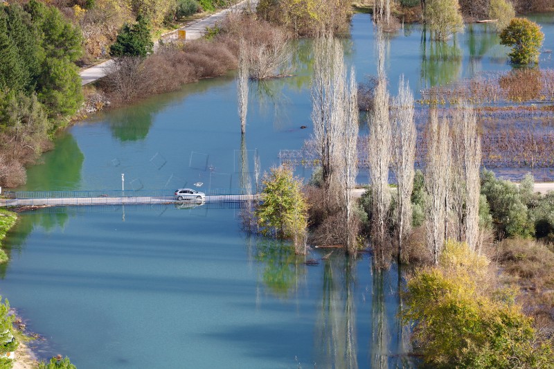Vrgoračko polje pod vodom