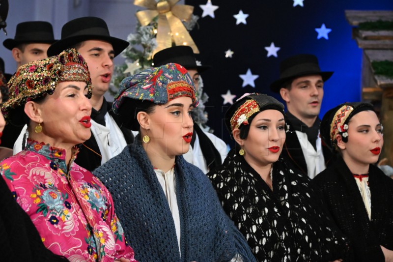 Upaljena prva adventska svijeća u Vukovaru