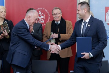 HAZU: “Kolona sjećanja na korijene Vukovara”