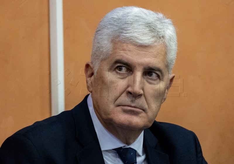 Predstavljanje Zbornika radova Hrvati u daytonskoj BiH 