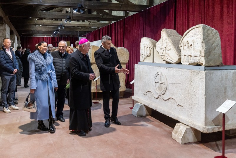 Otvorena izložba 'Ecclesia et Regnum - Splitski crkveni sabori 925. i 928. godine'