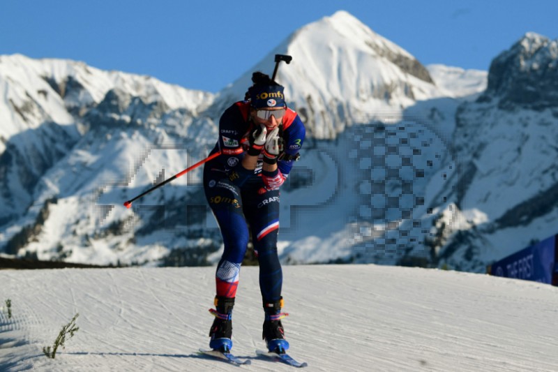 BIATHLON-WORLD-FRA-WOMEN-7.5KM-SPRINT