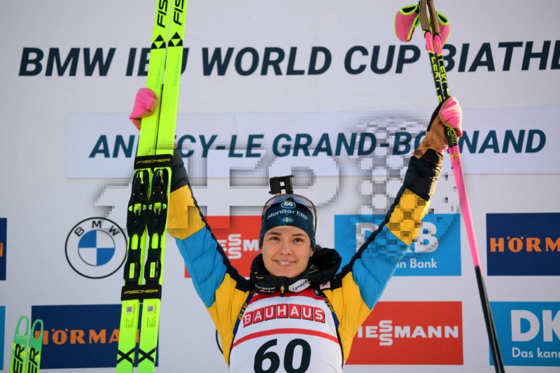 BIATHLON-WORLD-FRA-WOMEN-7.5KM-SPRINT