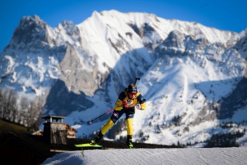 BIATHLON-WORLD-FRA-WOMEN-7.5KM-SPRINT