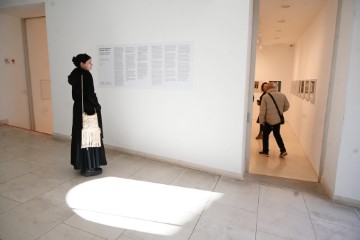 Izložba Iris Slade "Slikarske minijature Slavana Vidovića"