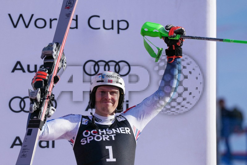 SKI-ALPINE-WORLD-SUI-MEN-SLALOM