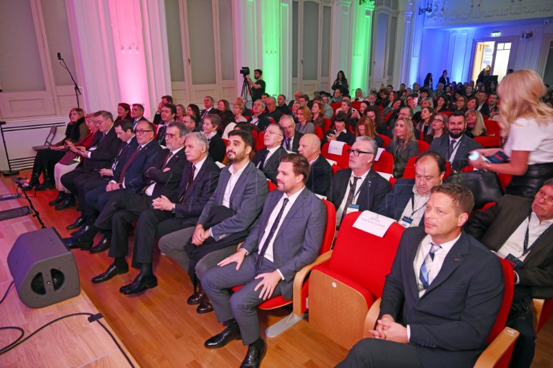  U Splitu otvoren projekt Science Comes to Town