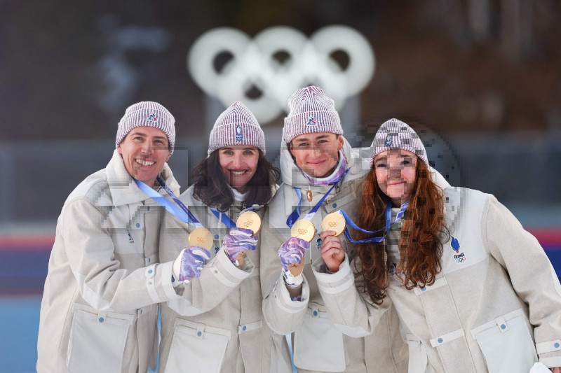 BIATHLON-OLY-2026-MILANO CORTINA-PODIUM