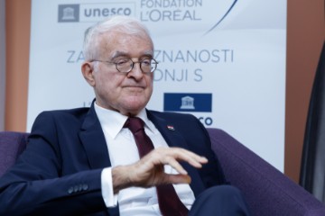 Panel rasprava "Pozicija žena u znanosti"
