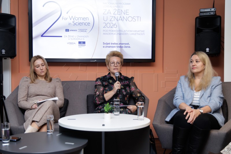 Panel rasprava "Pozicija žena u znanosti"