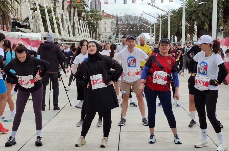 Obiteljskom utrkom počeo 26. Split Marathon