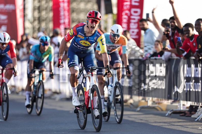 CYCLING-UAE-TOUR