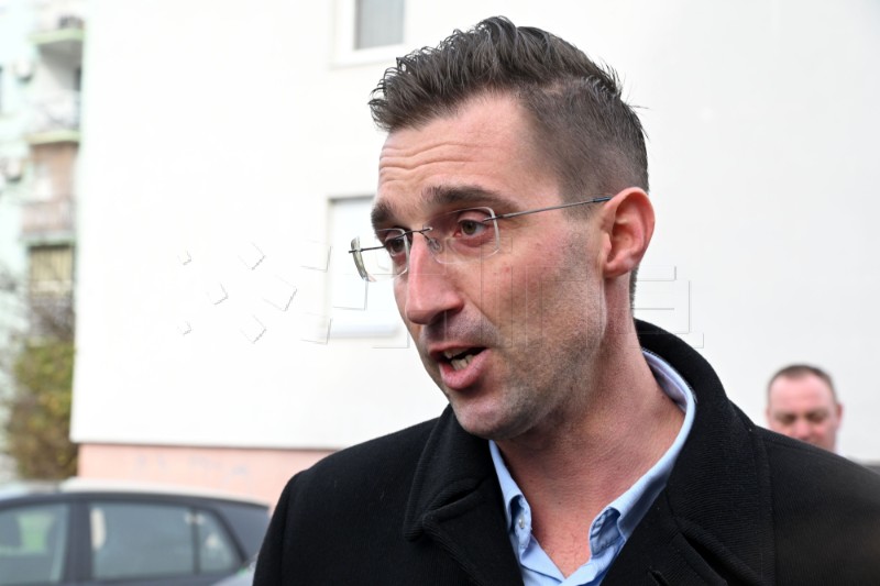 Gradonačelnik Romić obilšao lokacije polupodzemnih spremnika