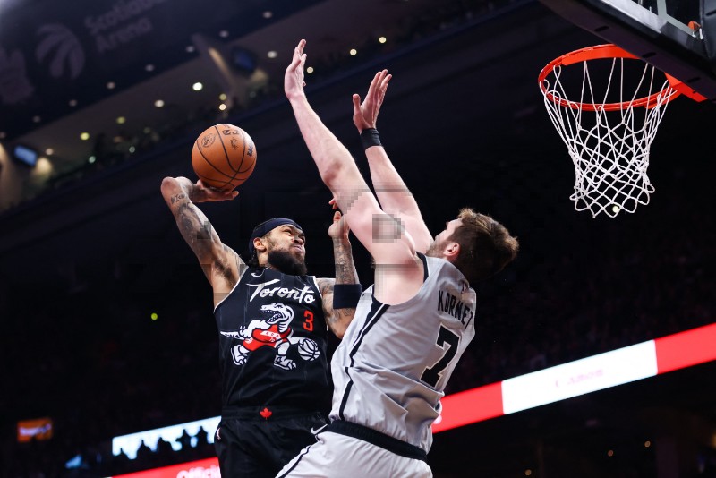 BKN-SPO-SAN-ANTONIO-SPURS-V-TORONTO-RAPTORS