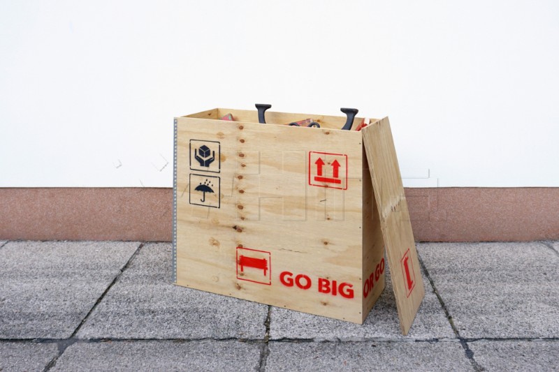 Izložba "Go Big or Go Home" DNLM-a otvara se u Galeriji SC