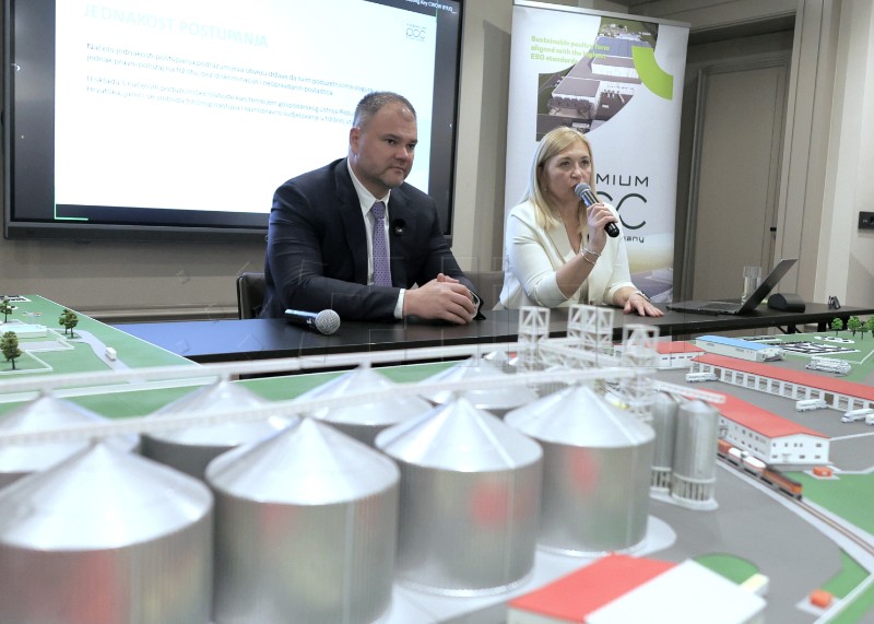 Konferencija za medije tvrtke Premium Chicken Company
