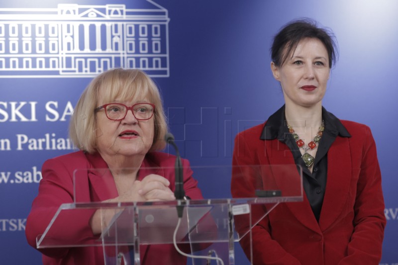 Konferencija za medije Kluba zastupnika HSS-a, GLAS-a i DOSIP-a