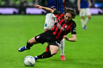FBL-ITA-SERIEA-AC MILAN-INTER MILAN