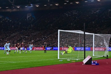 FBL-ENG-FACUP-WEST HAM-BRENTFORD