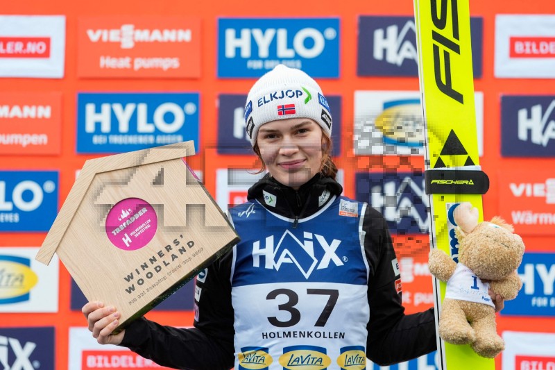 SKI-WORLD-JUMPING-NOR-WOMEN