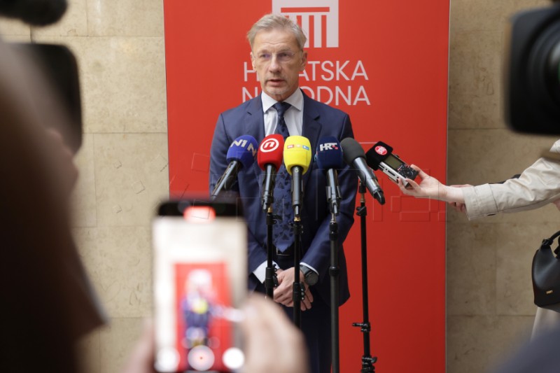 Izjava za medije guvernera HNB-a Borisa Vujčića