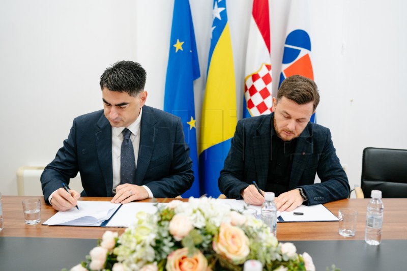 Potpisan sporazum o suradnji Hine i Sveučilišta u Mostaru