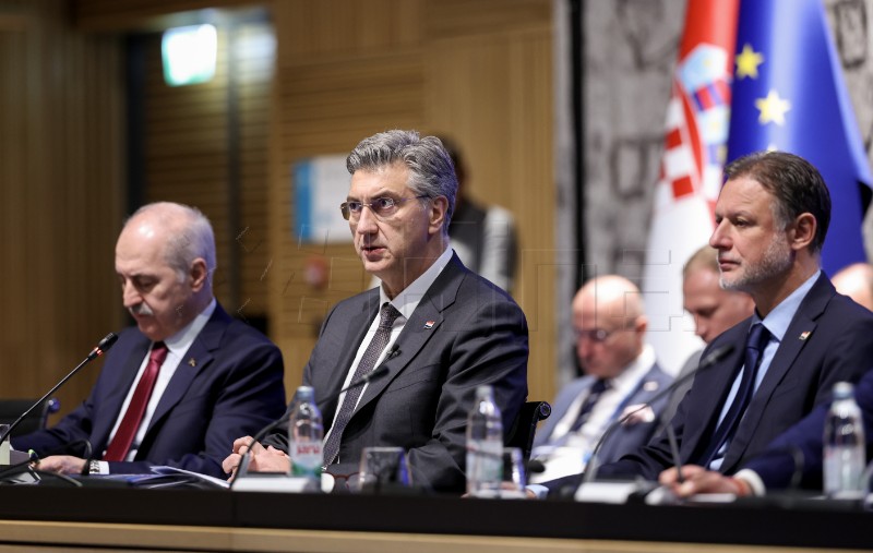 Parlamentarni summit Inicijative triju mora 2026.