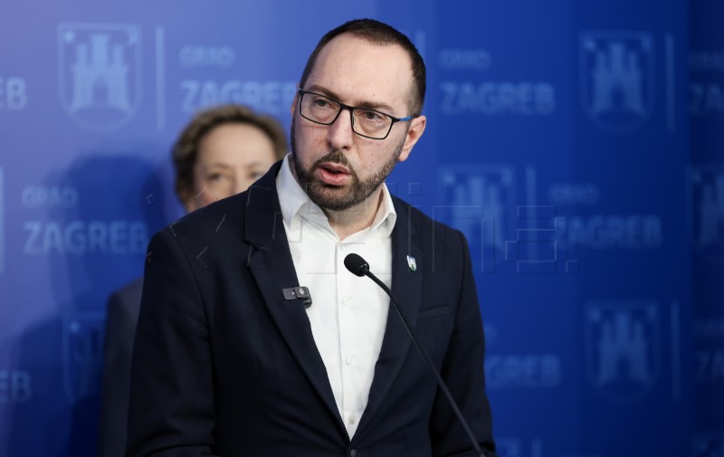 Tomašević predstavio aplikaciju za prijavu šteta nakon nevremena